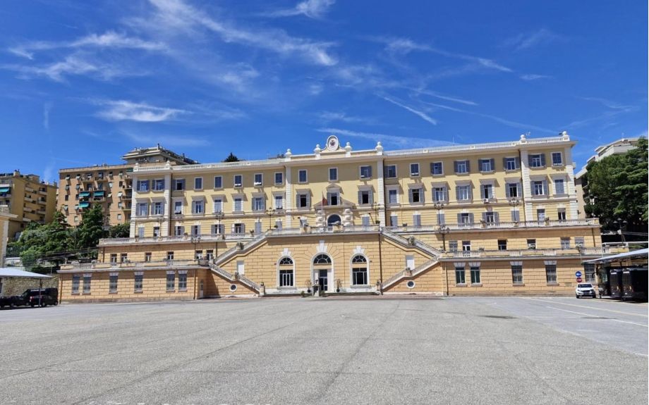 Caserma Carabinieri Vittorio Veneto, Comando Legione Liguria · Riqualificazione per superamento barriere architettoniche